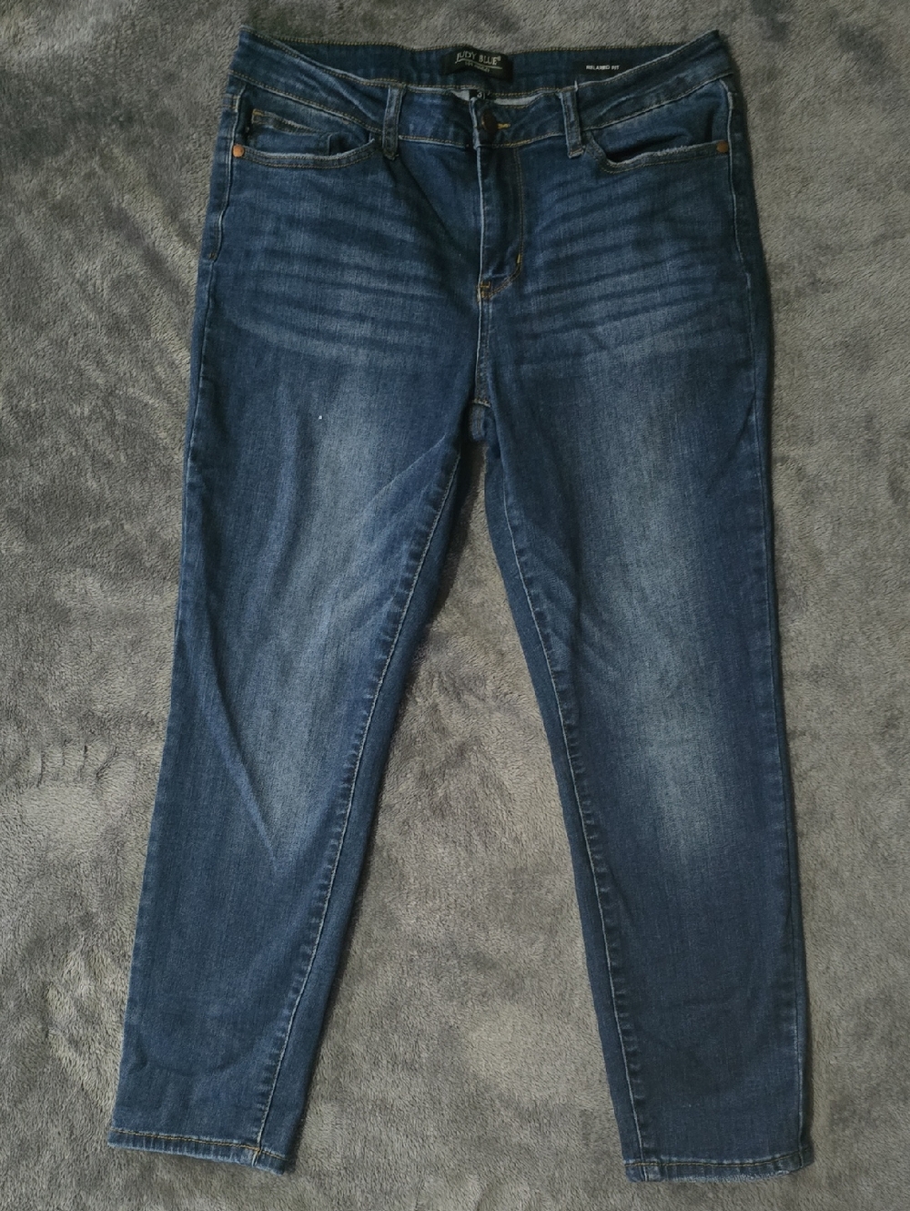 Judy Blue Dark Blue Ankle Crop Slim Jeans